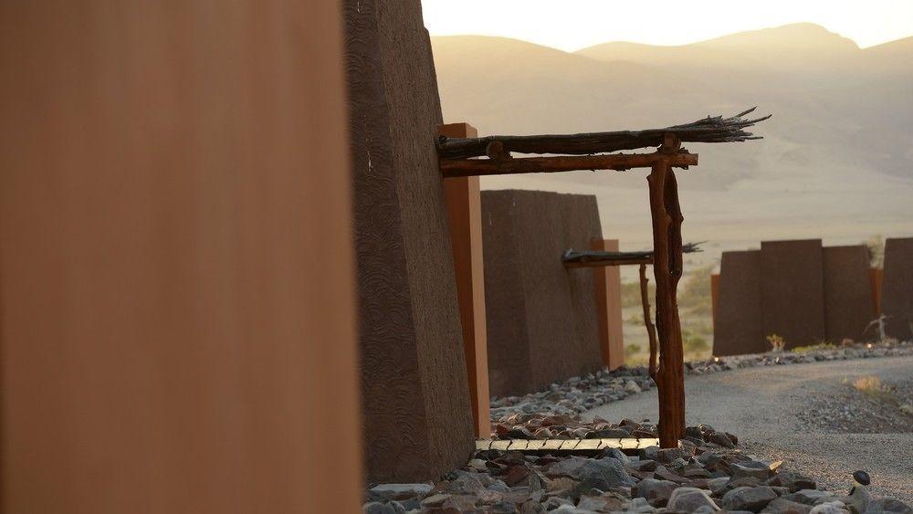 Okahirongo Elephant Lodge Purros Екстериор снимка